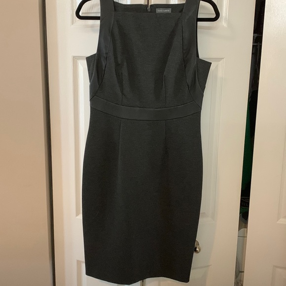 Vince Camuto Dresses & Skirts - Vince Camuto sleeveless fitted grey knit dress w faux leather detailing sz6